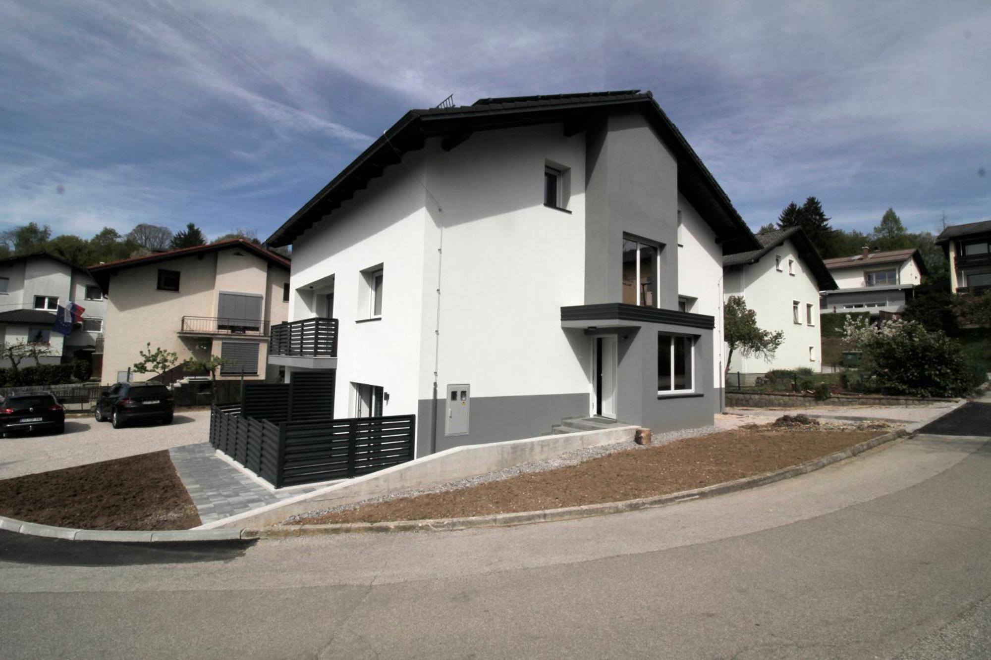 Naia Apartments Novo Mesto Luaran gambar