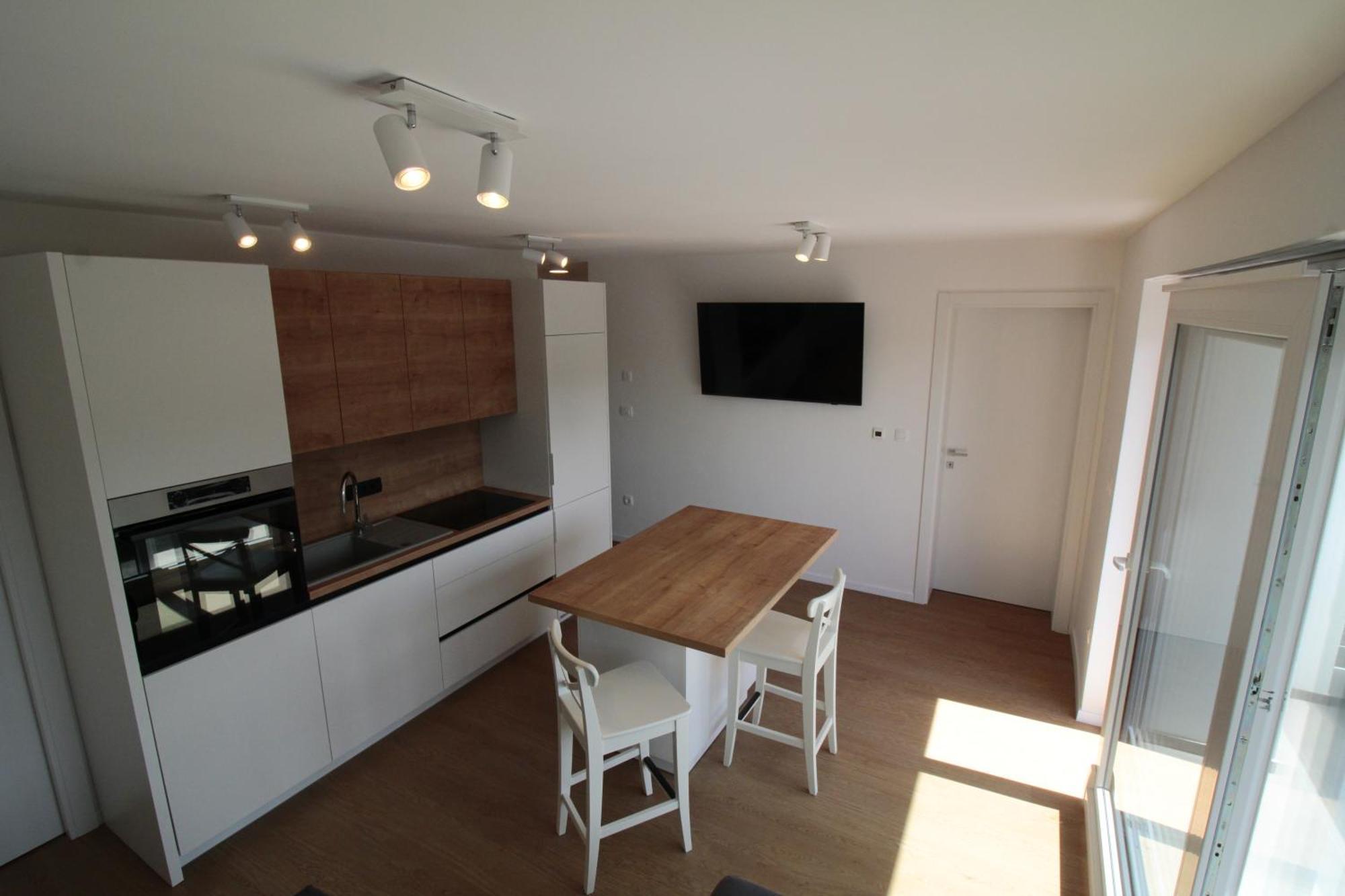 Naia Apartments Novo Mesto Luaran gambar