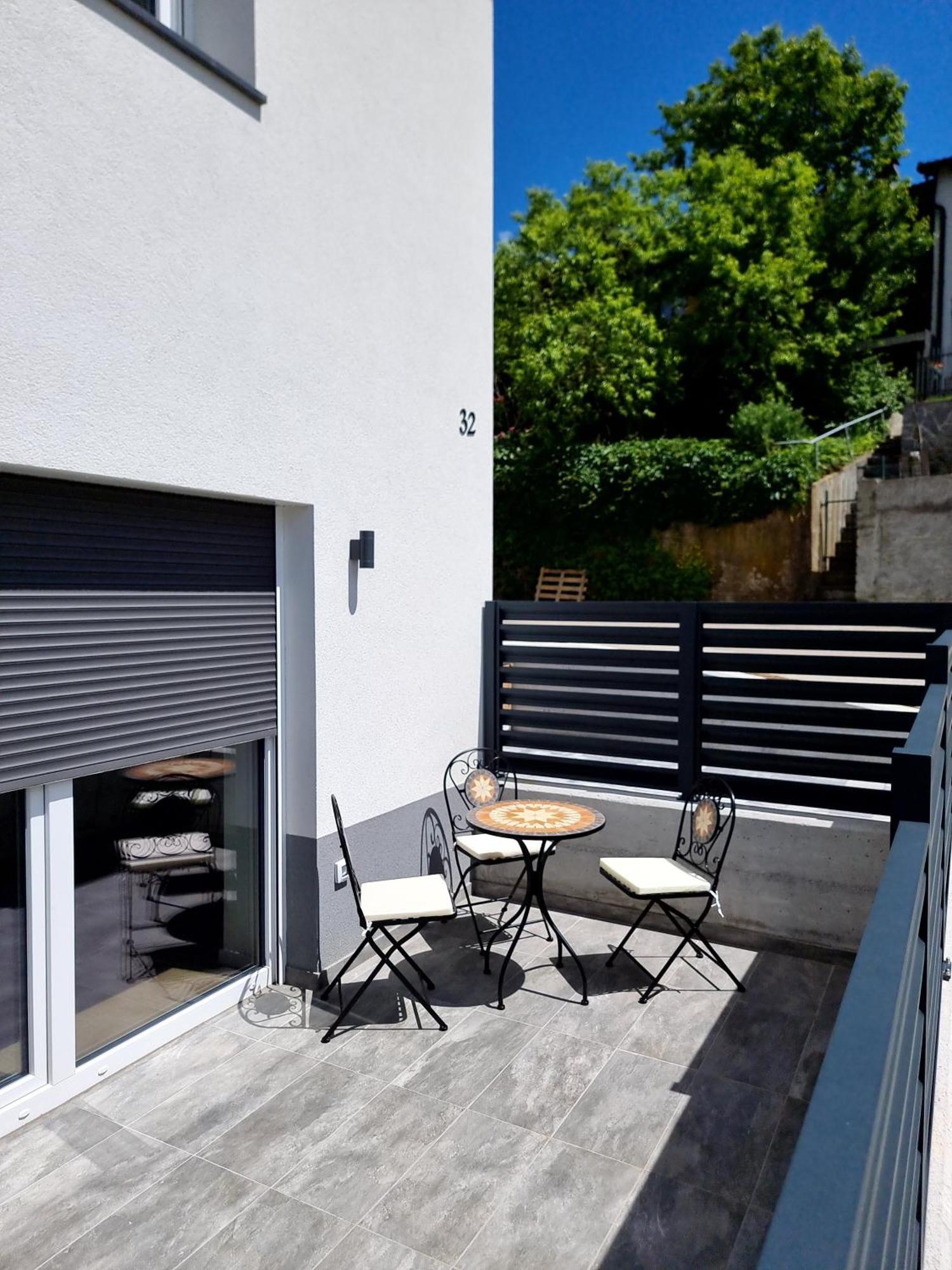 Naia Apartments Novo Mesto Luaran gambar