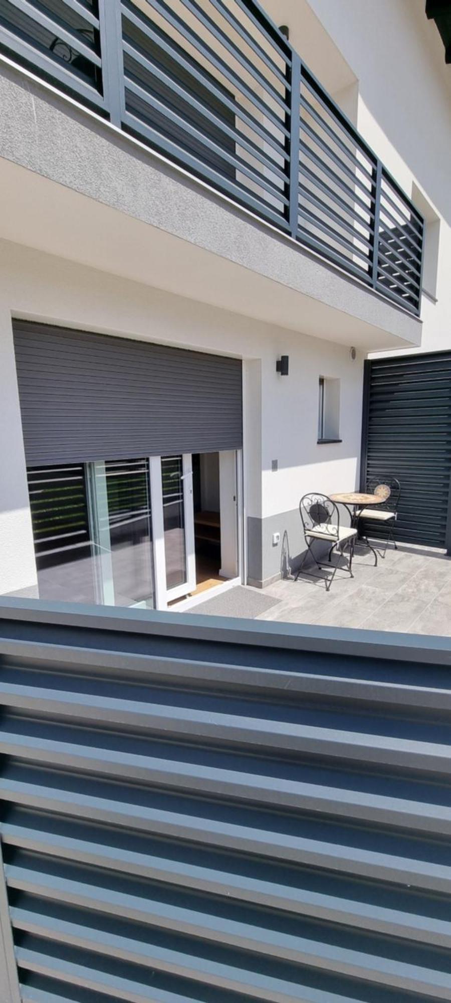 Naia Apartments Novo Mesto Luaran gambar